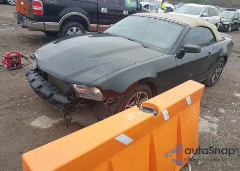 2010 Ford Mustang V6 Premium from USA, damaged, VIN 1ZVBP8EN3A5173987